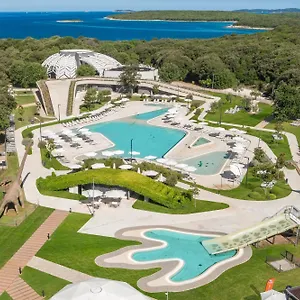 Homes Mon Perin Vakantiepark