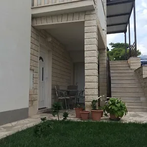 Apartment Mare